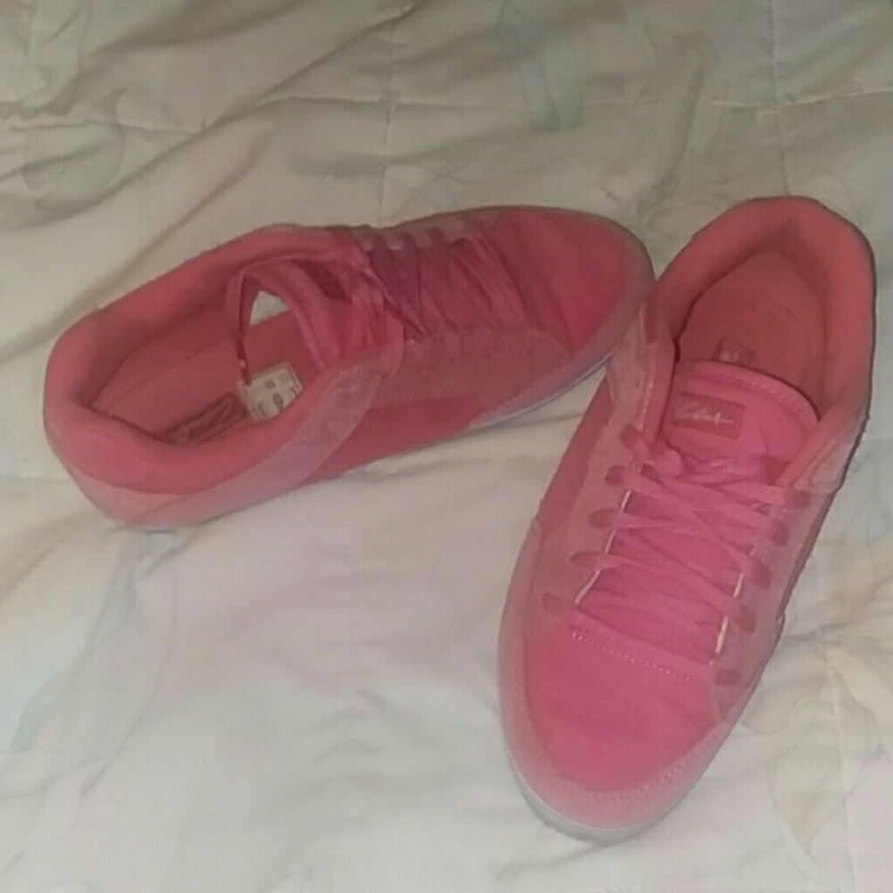 Women's sneakers sz 10